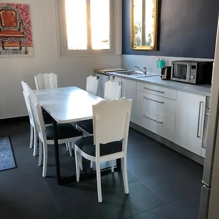 Centre - 3 & Terrasse - La Cle Des Sacres *