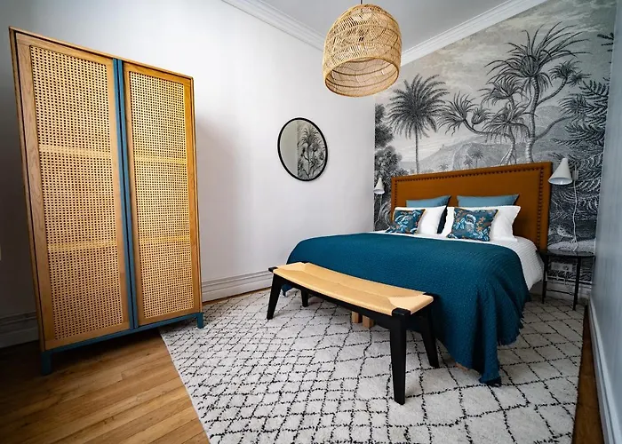 Centre - 3 & Terrasse - La Cle Des Sacres Apartment *