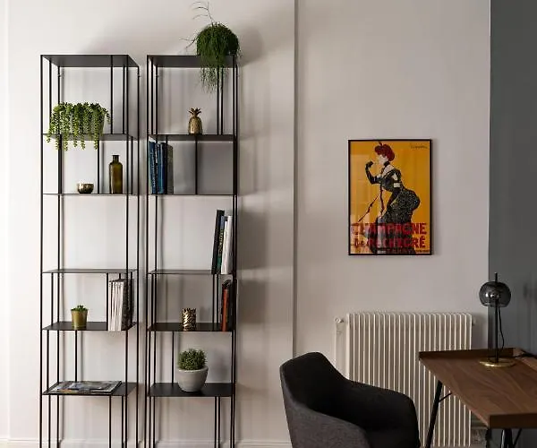 Centre - 3 & Terrasse - La Cle Des Sacres