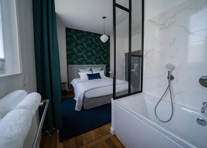 Apartment Centre - 3 & Terrasse - La Cle Des Sacres *